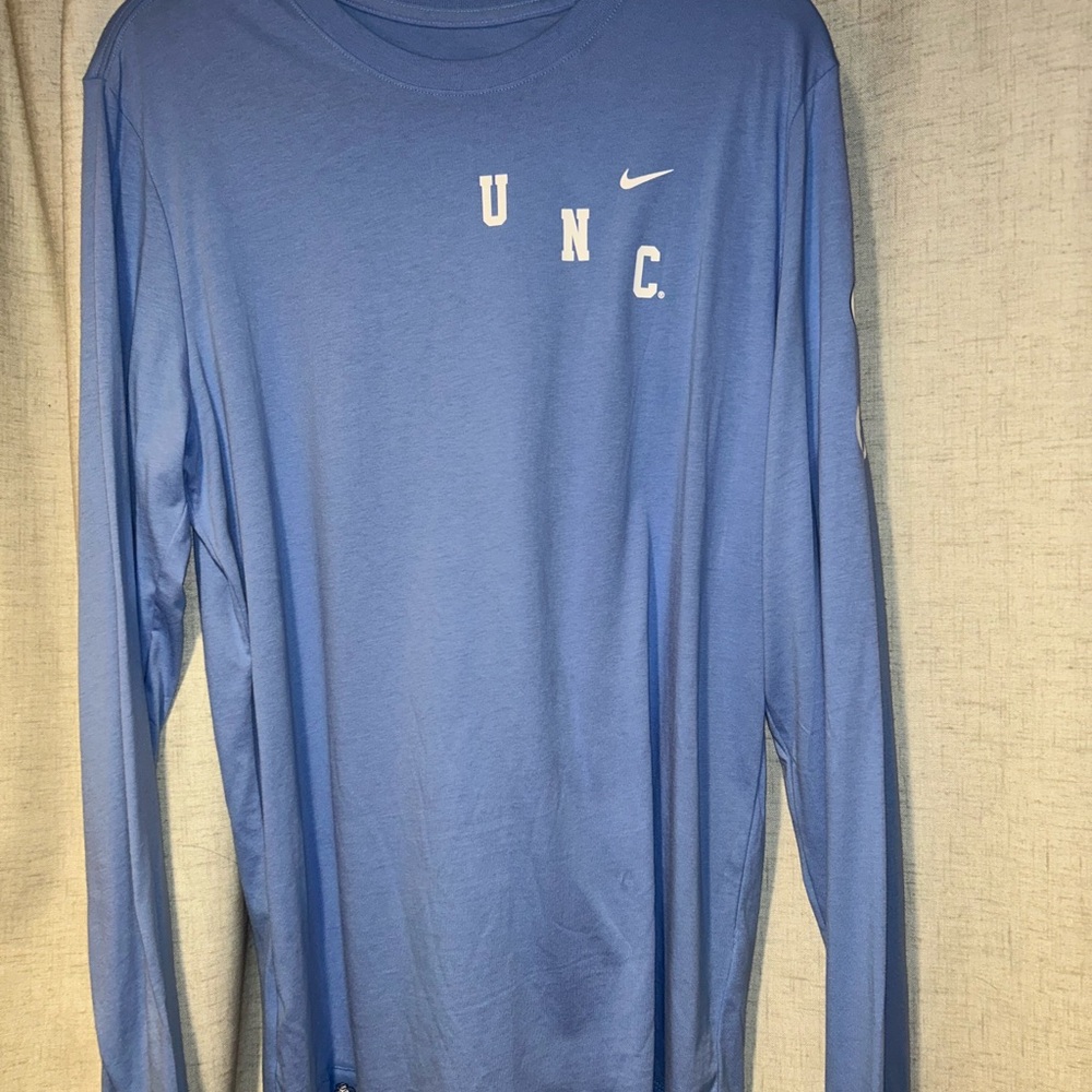 Nike Men's UNC Blue Long Sleeve Tee